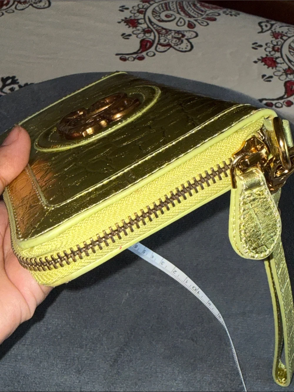 Sharif Metallic Croc-Embossed Zip Wallet - shimary green Gold